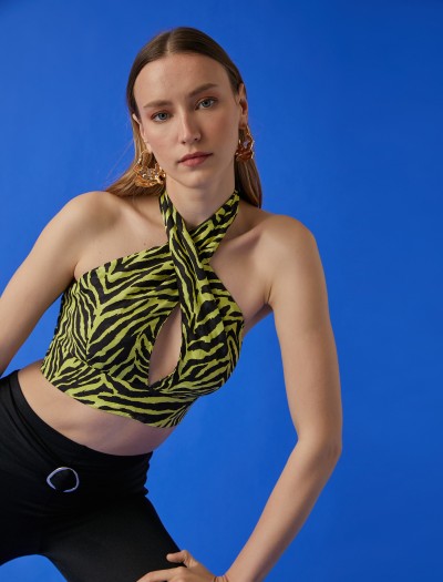 Koton Kadın Zebra Desenli Çapraz Bağlamalı Crop Bluz